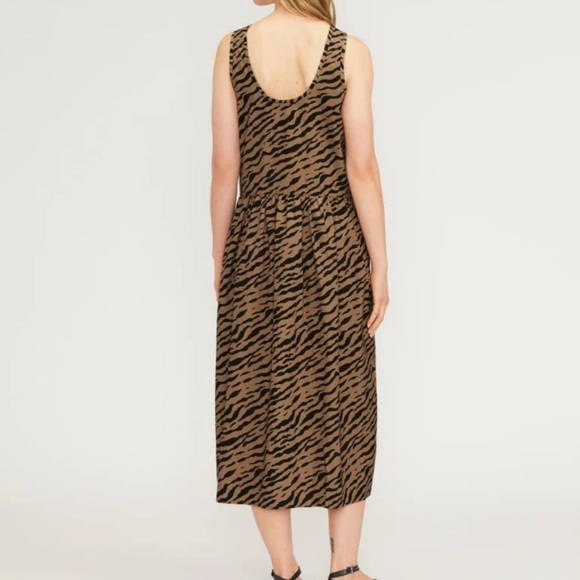 Everlane Poplin Pullover Dress Tiger Stripe Brown Black Tank Medium - Picture 2 of 4